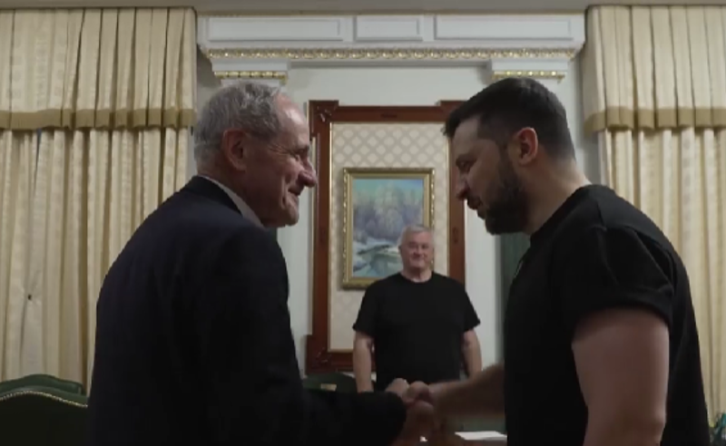სენატორი ჯეიმს რიში უკრაინაში ჩავიდა