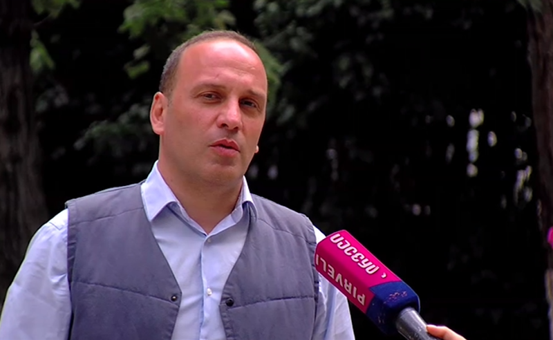 კობახიძის ყველა სიტყვაზე პასუხისმგებლობა ბიძინა ივანიშვილს ეკისრება - ლევან გოგიჩაიშვილი