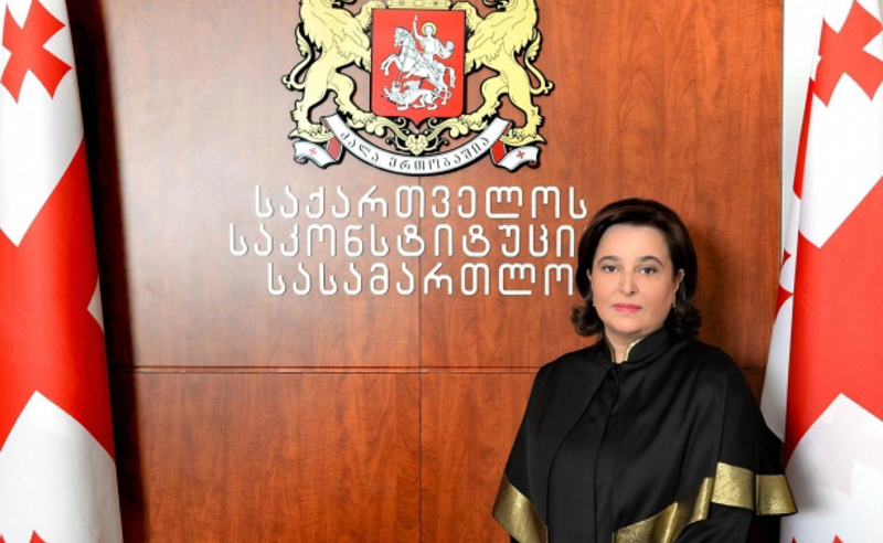 სკანდალი: საკონსტიტუციო სასამართლოს მოსამართლემ სუს-ს პროკურატურაში უჩივლა