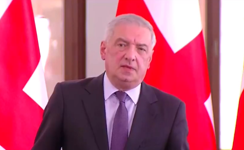საკმაოდ ინტელექტუალური ადამიანია, კალამიც უჭრის- გია ვოლსკი ყოფილ თანაგუნდელს, ყაველაშვილს, იცავს