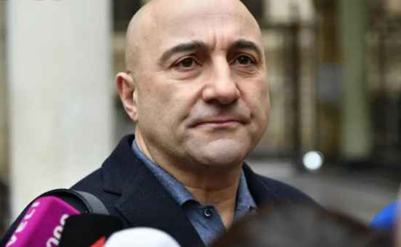 ივანიშვილია ქვეყნის მმართველიც, მოსამართლეც და გინეკოლოგიც -  ოქრიაშვილი სამთავრობო აჟიოტაჟს ეხმაურება