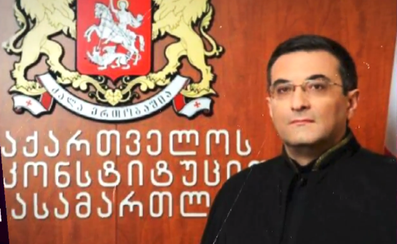 მოსამართლე კვერენჩხილაძის აცილების საკითხი -  კონსტიტუციონალისტები "ოცნებას" აკრიტიკებენ