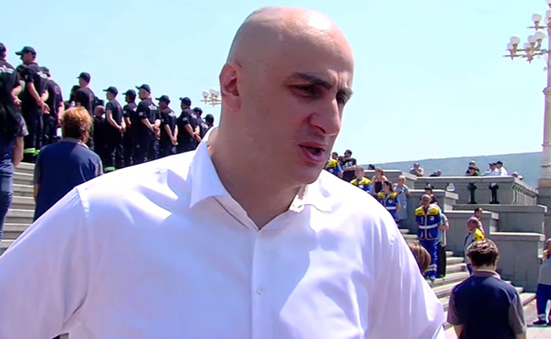 სააკაშვილი არის უმძიმეს მდგომარეობაში და ბუნებრივია, ის პოლიტიკაზე მოფიქრალი ვერ იქნება - მელია