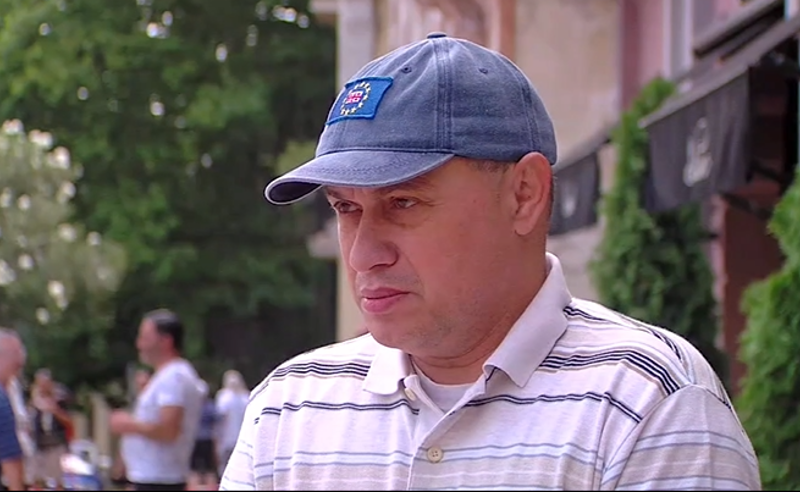 უტვინო პოლიტიკა... არ შეიძლება ბანკის კრედიტ-ოფიცერმა მართოს ჯანდაცვის სისტემა - სურგულაძე