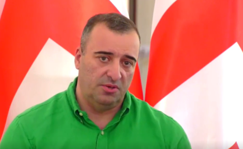 სოსო გოგაშვილი იტყუება, მისი ბრალდებები არ არის მიზანშეწონილი - რატი იონათამიშვილი 