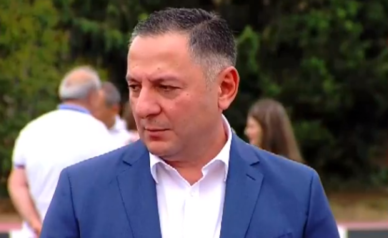 „თქვენ რა იცით, რომ გოგაშვილი 4-ჯერ გაიყვანეს საშხაპეში?“  - გომელაური "ტვ პირველის" ჟურნალისტს
