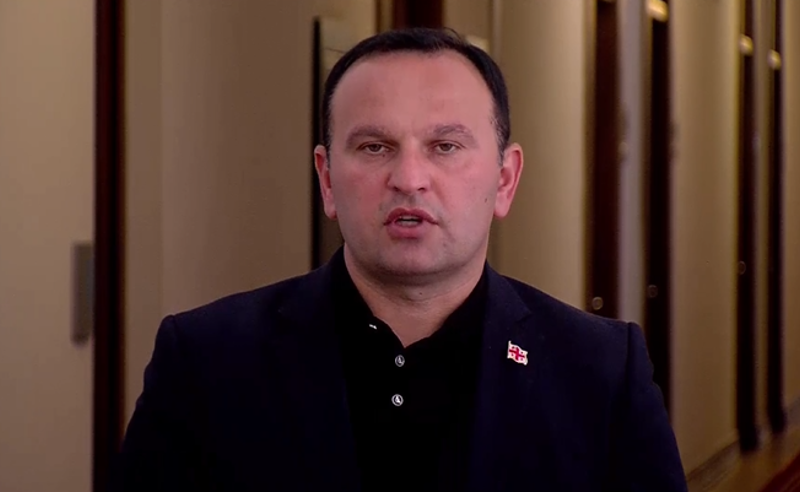 "ოცნება" პრეზიდენტს იმ მწირ უფლებამოსილებასაც კი უზღუდავს - მანჯგალაძე ბაქრაძის ელჩად დანიშვნაზე