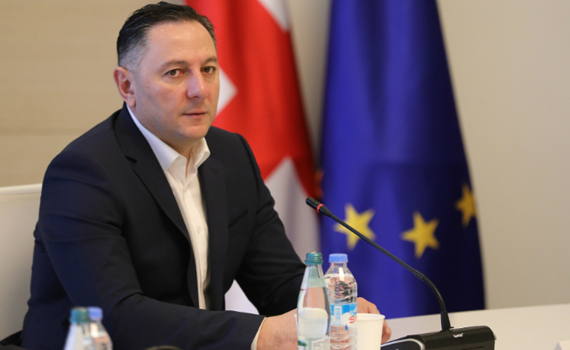გომელაურის საიდუმლო შეხვედრები რუს გენერლებთან - "ოცნება" ირწმუნება, რომ არაფერი იცის