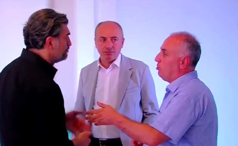 ე.წ. ამბოხებულმა დეპუტატებმა იერიში ამჯერად მაკკეინის ინსტიტუტის აღმასრულებელ დირექტორზე მიიტანეს