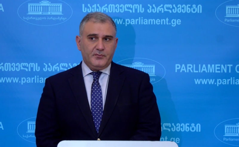 არა მგონია, სააკაშვილის უცხოეთში გადაყვანა ლოგიკური იყოს - სარჯველაძე
