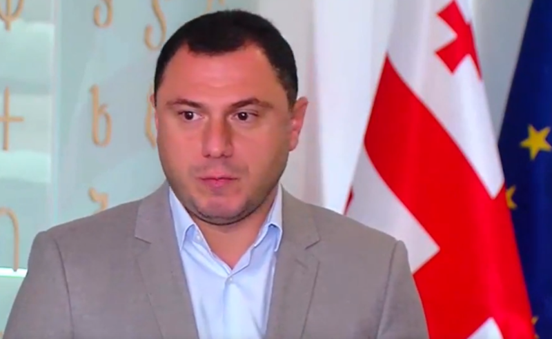 არასრულწლოვან ბავშვს უნდა ჰყავდეს მეთვალყურე... ვის სთხოვთ პასუხისმგებლობას? - გიორგი ამილახვარი 