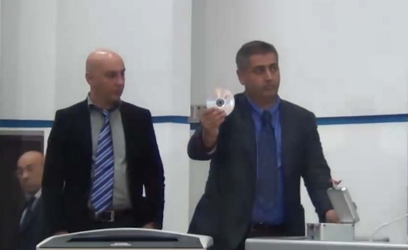 პირადი ცხოვრების კადრების სკანდალი - გამოძიების მტკიცებით, ღარიბაშვილის მიერ 2012 წელს განადგურებულ დისკებს გოგაშვილი სახლში ინახავდა
