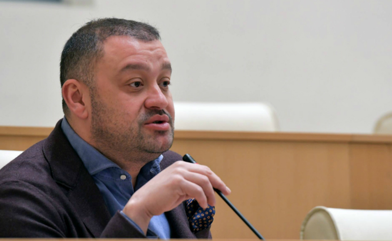 კარიკატურა პოლიტიკოსების გადასაყენებელი თბილისის მერი არ გვყავს - ოდიშარია