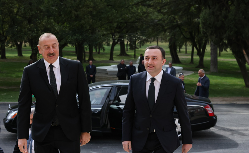„მინდა, დავესესხო თქვენს მამას, ეროვნულ ლიდერს, პატივსაცემ ადამიანს ჰეიდარ ალიევს" - ღარიბაშვილი