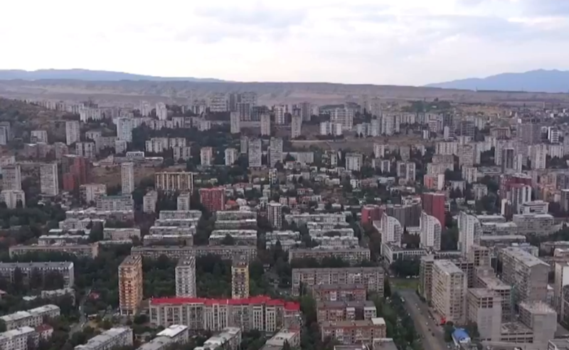 თბილისში ბინის ქირა 75%-ით გაიზარდა - ექსპერტები მიზეზებზე საუბრობენ