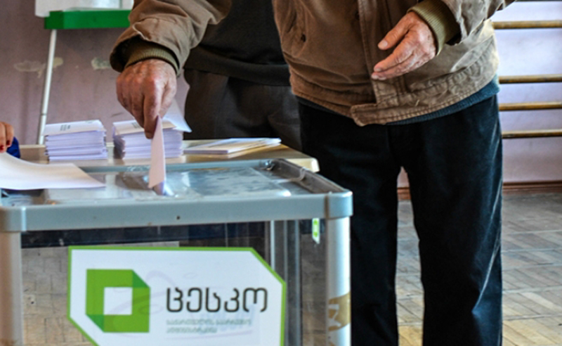 კვლევა: მოსახლეობის 72% სურს, მომავალ არჩევნებში ახალი პოლიტიკური პარტიები იხილოს 