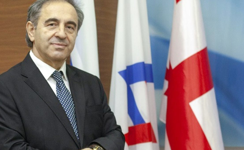 მოშესა და ტრამპის მრჩევლის შეკვეთილი მკვლელობები - რა კავშირებზე წერს ამერიკული გამოცემა და რას ამბობს ებრაელი ბიზნესმენი
