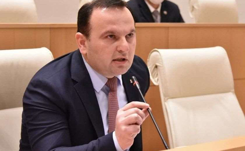 როცა საუბრობ  სტრატეგიული პარტნიორის აგენტობაზე, რომელი ქვეყნის ინტერესს წარმოადგენ? - მანჯგალაძე "განდგომილებს"