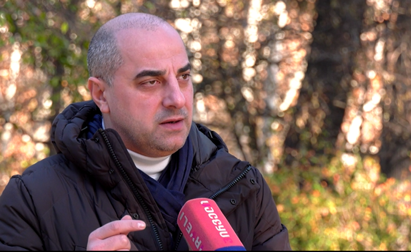 ბრეგაძის უწყება იტყუება, მათ ნოუთბუქები შეიძინეს და განზრახ არ ჩართეს სააკაშვილი პროცესზე - გიორგი კაპანაძე 