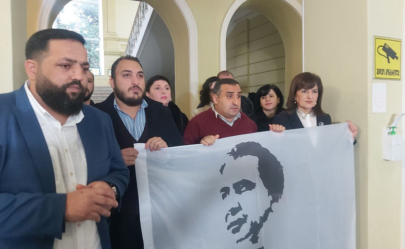  "ოცნების” წევრებთან ჯდომა, ნიშნავს პირდაპირ გარიგებას ივანიშვილთან - "ნაციონალური მოძრაობის" ბოიკოტი აჭარაში 