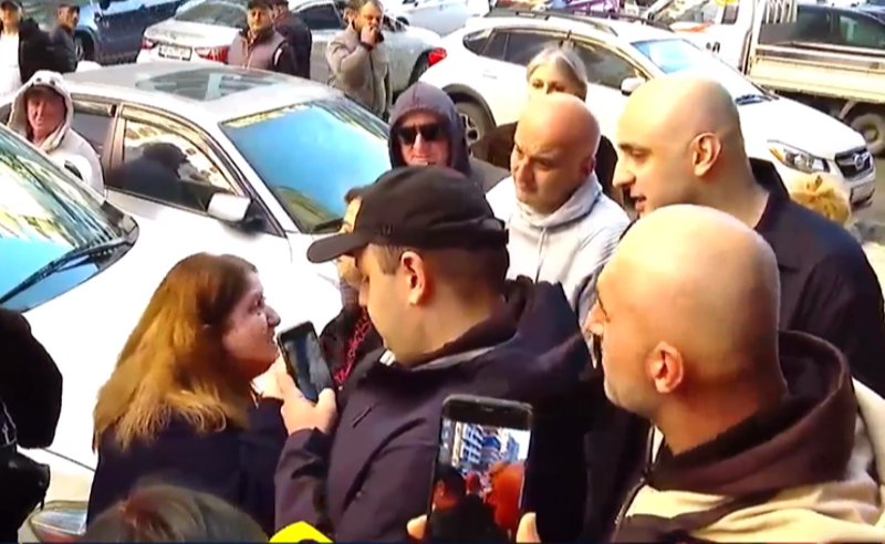 სააკაშვილის გათავისუფლება და ქვეყნის ევროპული მომავალი - ნიკა მელია ბათუმში პარტაქტივს შეხვდა