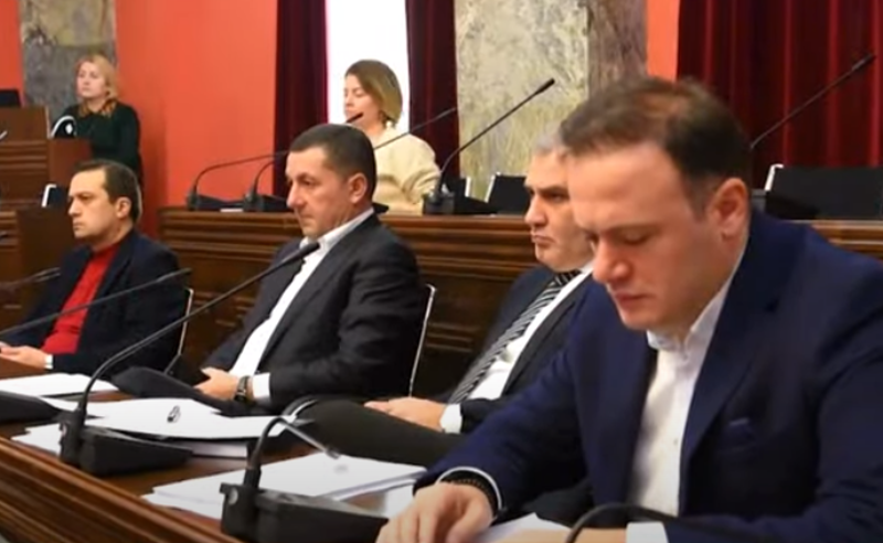 პარლამენტი იუსტიციის უმაღლესი საბჭოს არამოსამართლე წევრების შერჩევას  განაგრძობს - კითხვებს სულხან სალაძე პასუხობს