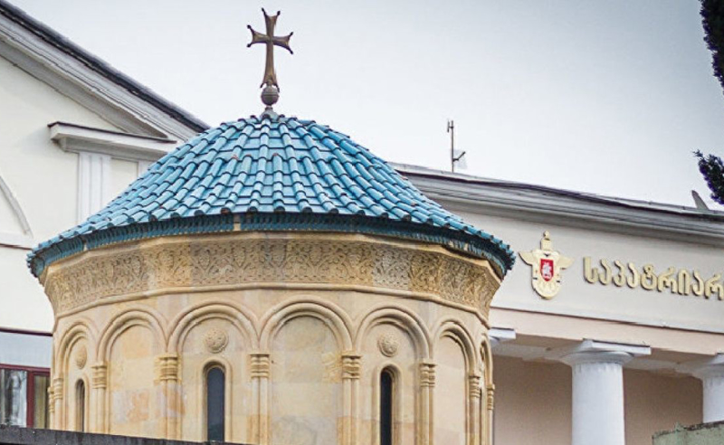 ეკლესიის სახელით უცნობი პირები მოქალაქეებს ურეკავენ და პატრიარქის ფონდისთვის თანხას სთხოვენ - საპატრიარქო