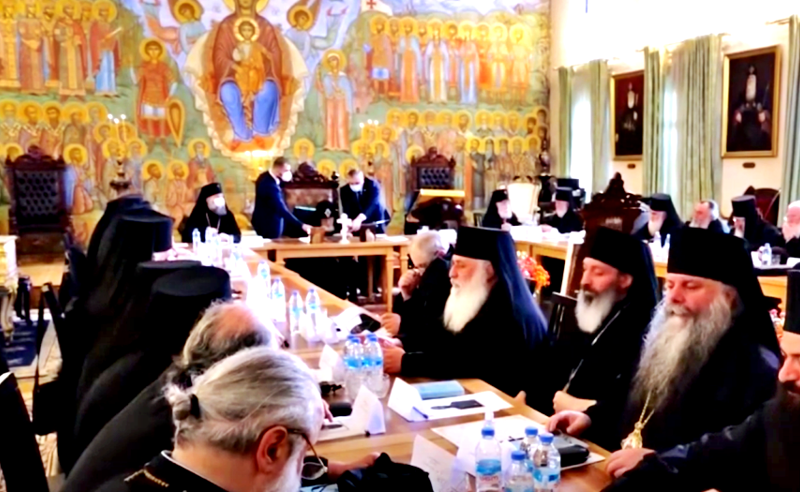 2022 წელს წმინდა სინოდის კრება არ ჩატარებულა - თეოლოგები საეკლესიო წესდების დარღვევაზე საუბრობენ