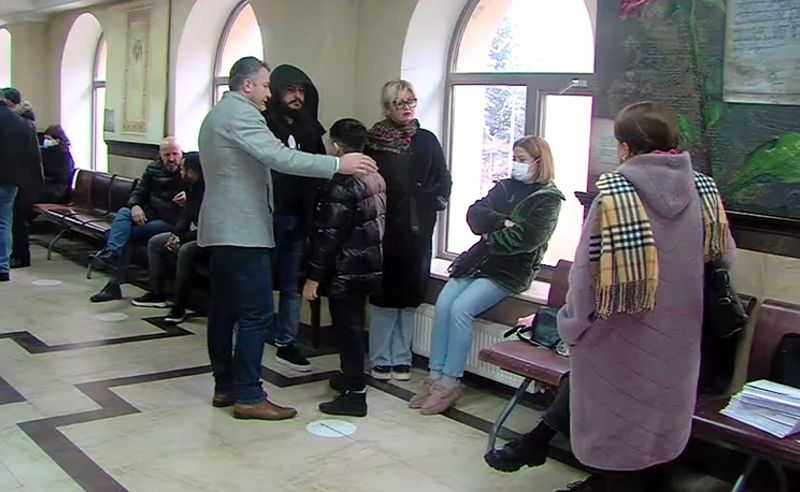 სოსო გოგაშვილის სასამართლო პროცესზე მისი ოჯახის წევრები არ დაუშვეს