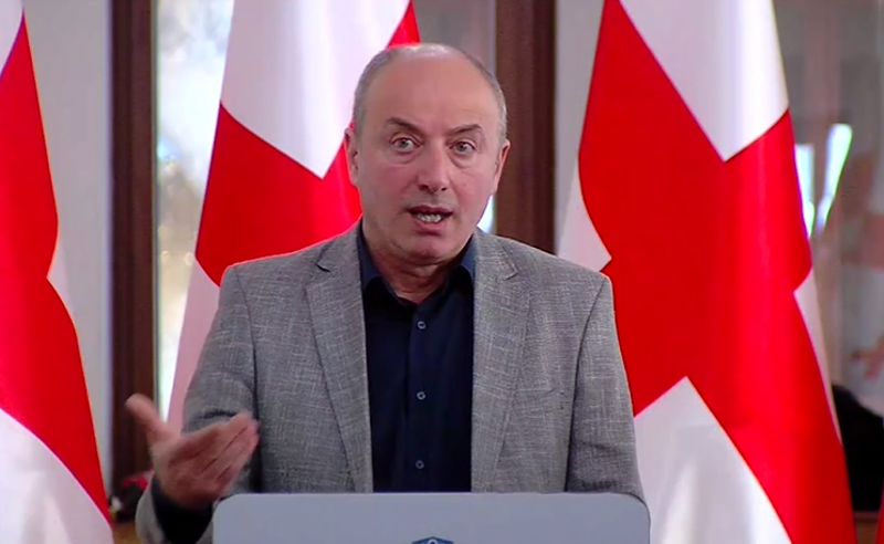 სააკაშვილი ორ ბოთლა კონიაკს მიირთმევს დღეში და ამ ადამიანზე ამბობენ, რომ სიკვდილის პირასაა - მაჭარაშვილი