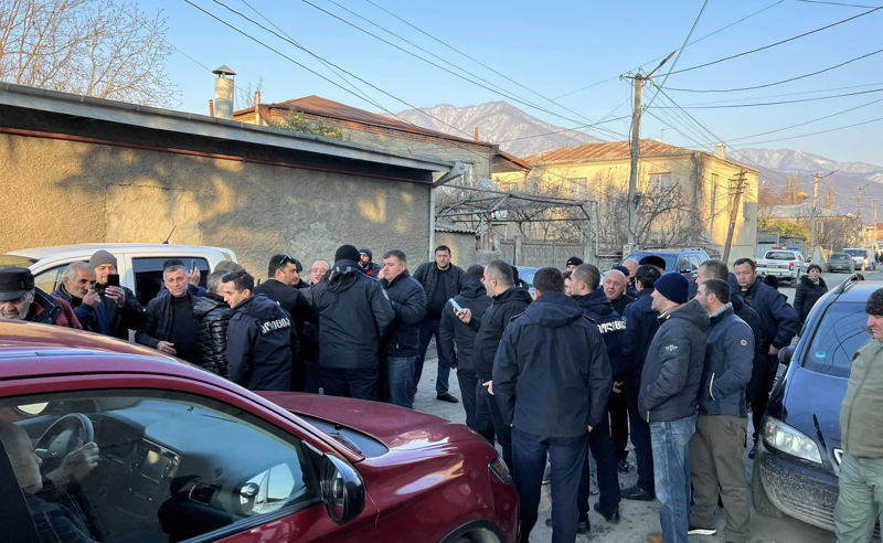 ლევან ბერძენიშვილს ყვარელში ლექციის ჩატარების საშუალება არ მისცეს 