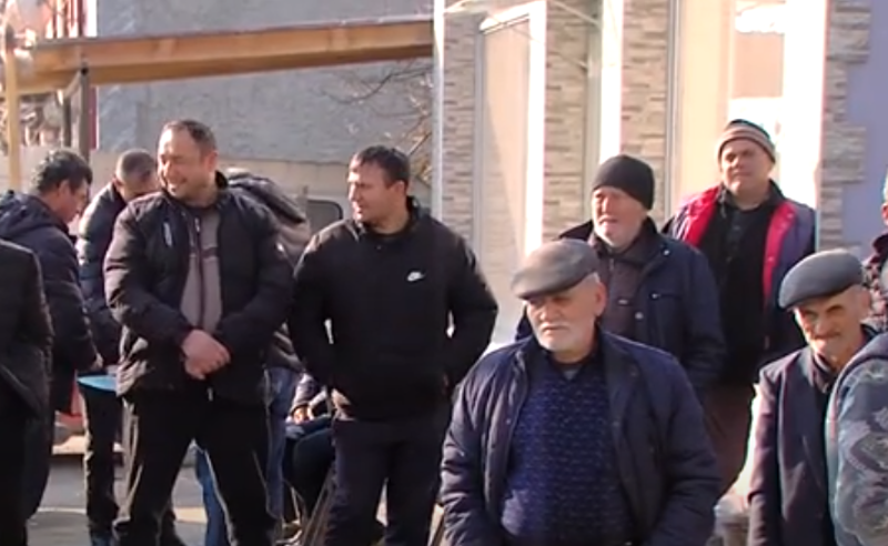 აქცია სოფელ კაბალში - ადგილობრივები აუქციონზე საძოვრების გატანას აპროტესტებენ