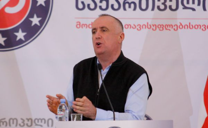 როგორ გამოდგება ივანიშვილთან ბრძოლის ლიდერად ხაბეიშვილი, რომელიც ჩერგოლეიშვილთან დაპირისპირებას გაექცა - ბობოხიძე