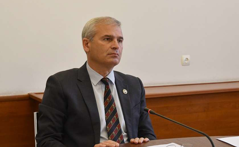 ვინ არის კინზინგერი, რომ საქართველოს კითხვები დაუსვას? - "ოცნების" დეპუტატი