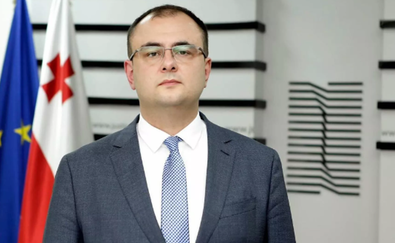 მოუწევს თუ არა რატი ბრეგაძეს სასამართლოში მისვლა - სააკაშვილის დაცვის მხარე დღეს შუამდგომლობას დააყენებს