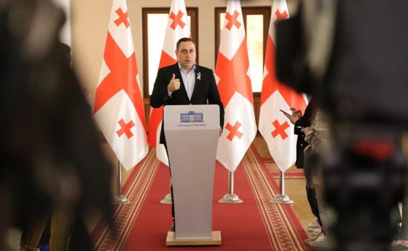 თუ სანქცირებულ ქვეყანას, სანქციების გვერდის ავლაში ეხმარები, სანქციების ქვეშ მოექცევა ის კომპანიები, რომელიც ამას აკეთებენ - გიორგი ვაშაძე