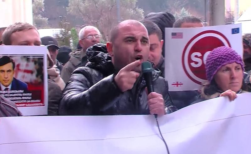 ბორჯომი, ხელვაჩაური, ზესტაფონი - სააკაშვილის გადარჩენის მოთხოვნით საპროტესტო ტალღა რეგიონებს მოედო