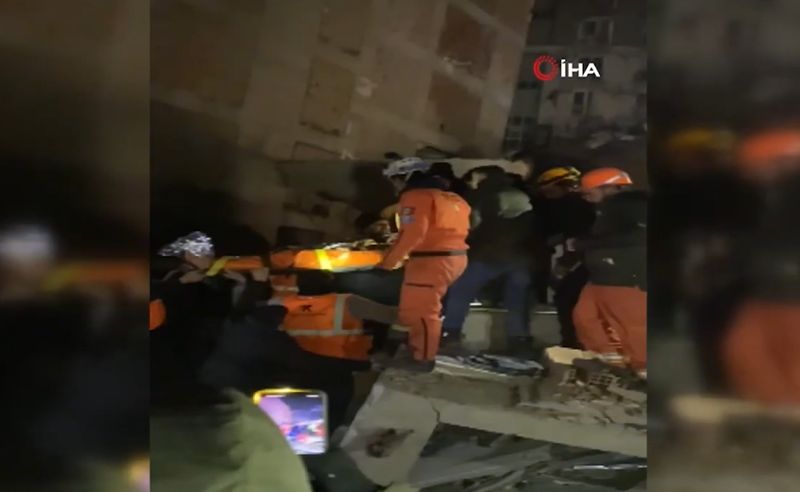 თურქეთის მიწისძვრიდან 275 საათის შემდეგ ნანგრევებიდან 3 ადამიანი ცოცხალი ამოიყვანეს
