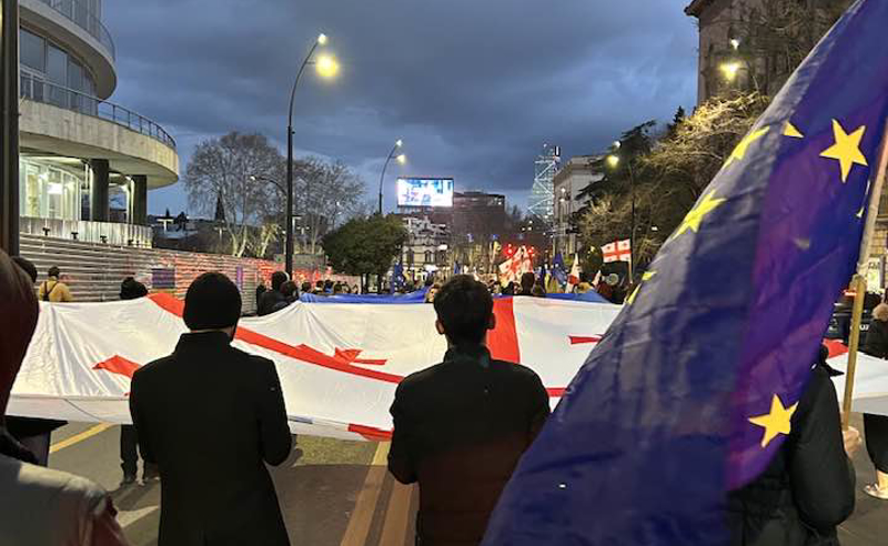 „ეს არის საქართველო - დიდება გმირებს“ - სოლიდარობის აქცია იწყება