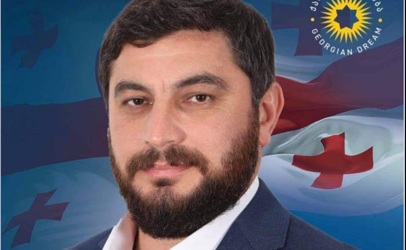 "მტყუნის დედას შევ*ცი... რამდენი ეგ კანონი რუსული არ არის და ამერიკულია" - "ოცნების" დეპუტატი ქარელიდან