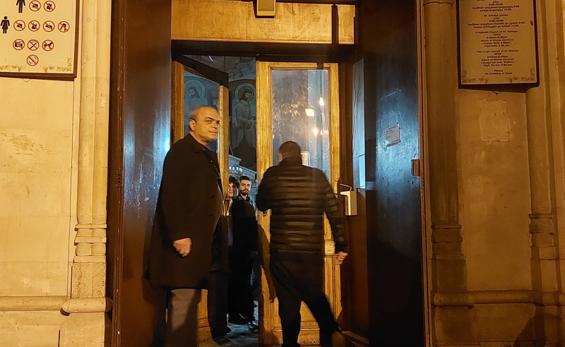 "ქაშუეთის კარი ღიაა, როგორც 9 აპრილს" - ხალხი თავს ეკლესიას აფარებს 