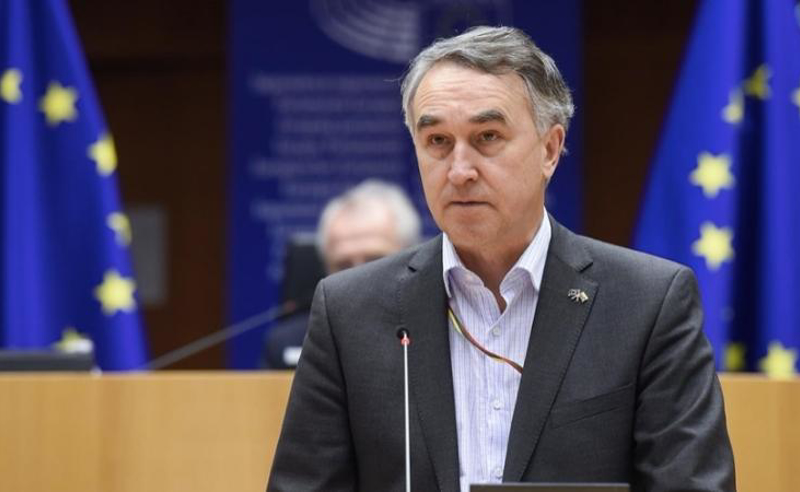 "სააკაშვილი სიკვდილის ზღვარზეა"- პეტრას აუსტრევიჩიუსი