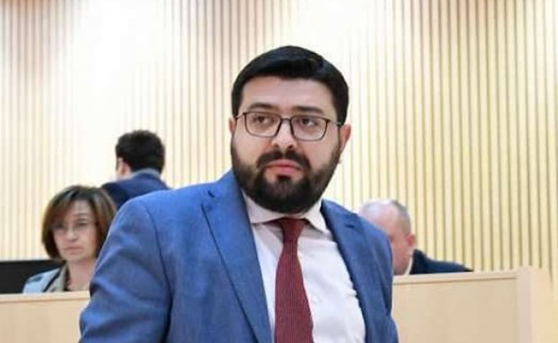  "გაგარჭობთ მაგ მაიდანს და ყველა თქვენს პარტიელ გიტლერიუნგერს ერთმანეთში" - სამხარაძე ისევ იმუქრება