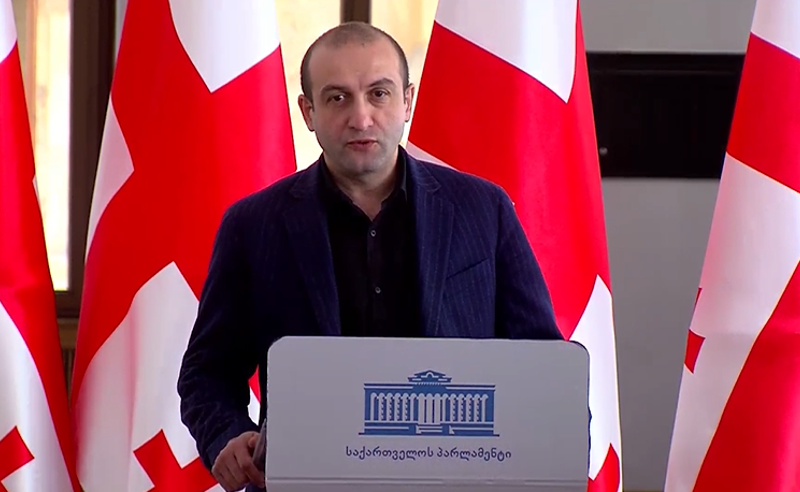 ჰააგის სასამართლოს გადაწყვეტილება პუტინზე მეტად იმ ხალხისკენაა მიმართული, ვინც მასთან დამეგობრებას აპირებს - ხვიჩია