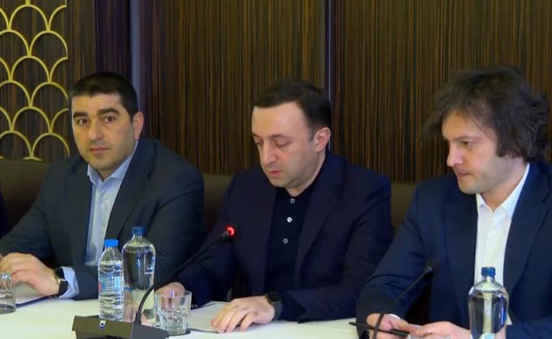 ჩხენკელს უშვებენ - განათლებისა და მეცნიერების მინისტრის პოსტზე გიორგი ამილახვარი განიხილება