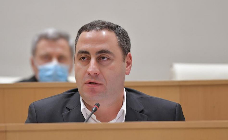 თქვენი არავის ეშინია, თქვე ფარჩაკებო, რაც გინდათ ის დაიწყეთ - ვაშაძე "ოცნებას"