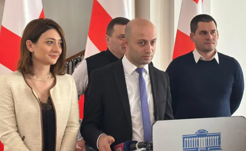 სანქცირებული მოსამართლეები გადადგნენ დაკავებული თანამდებობებიდან - ბერდია სიჭინავა