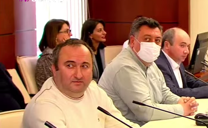 აშშ-ის საელჩოს მხრიდან მორალური ტერორი ხდება, უნდათ სასამართლო სისტემის ხელში ჩაგდება - ლევან მურუსიძე დასანქცირებაზე