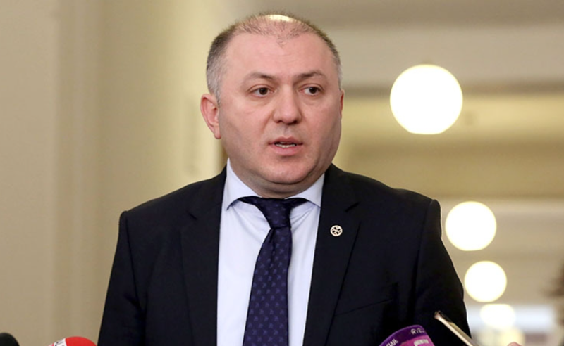 "რა პრობლემაა, უკვე ნამყოფი ვარ ამერიკაში"- სუს-ის ხელმძღვანელი