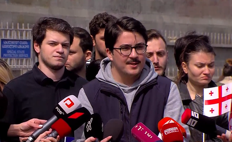 "ვიბრძოლებთ ლაზარესა და ყველა პოლიტპატიმრის გასათავისუფლებლად" - 9 აპრილის აქციას ახალგაზრდებიც უერთდებიან